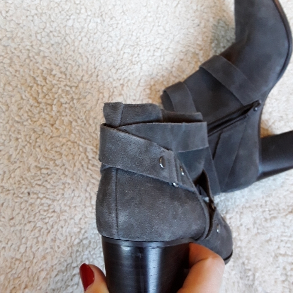 Sole Society | Dariela Gray Booties Grunge - Picture 4 of 6